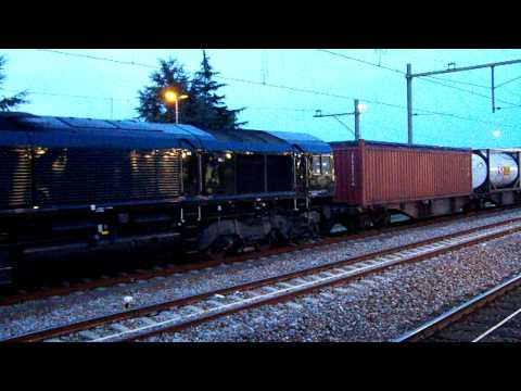 ERS Class 66 vertrekt met prachtige sound uit schemerige Tilburg!!!