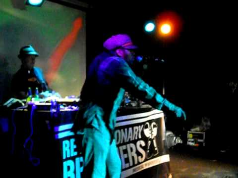 WAYNE SMITH backed by SERGIO  HEARTICAL SOUND @ donostia 07.05.2011 by goOk part1