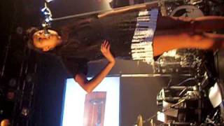 VV Brown Leave Live