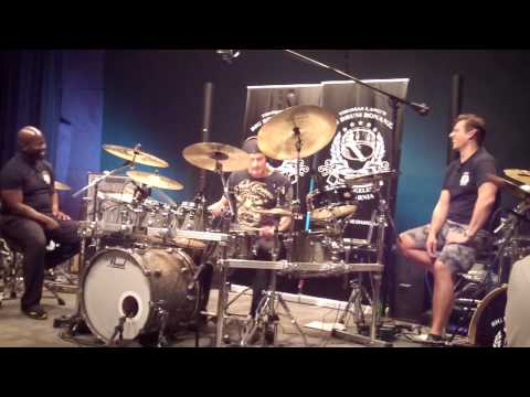 VIRGIL DONATI: " Alien hip hop " LIVE.Watching Chris Coleman and Thomas Lang.