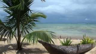 preview picture of video 'Madagascar (L'île Ste Marie  hotel Eden Bé 2°partie)'