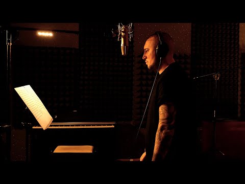 Video thumbnail for Cu ochii închiși