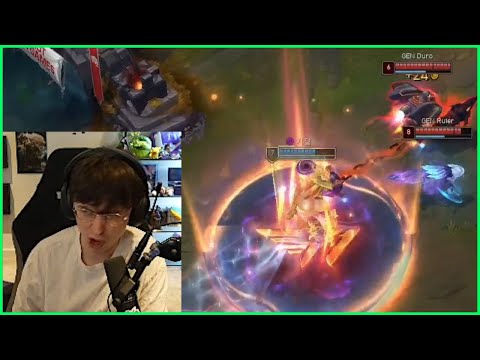 Keria Showing Why He Has His Own Bard Skin