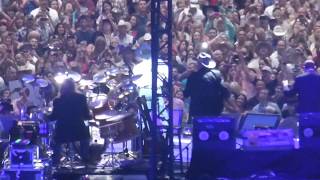 George Strait - A Fire I Can&#39;t Put Out (Dallas 06.07.14) HD