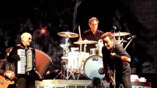 Bruce Springsteen - American Land (The Ass Breaker) - Dublin 2009-07-11 CLOSEUP