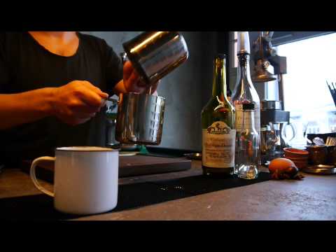 "EN HALV HUND" vol. 13 - Apple Cream Flip