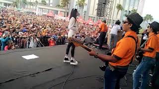 Download lagu Nella Kharisma live KEN AROCK KWB SUPER ADVENTURE 2 BATU KONCO MESRA mp3