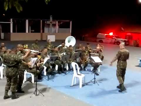 APRESENTAÇÃO DA BANDA DO 24° BIS - NA PRAÇA DA MATRIZ EM CAJAPIÓ