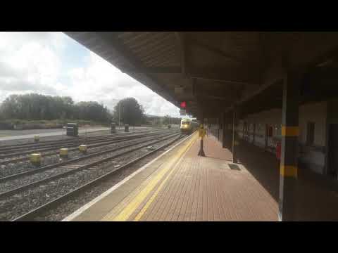 Irish Rail Mk4 set number 4007 and 201 class number 233 arriving at Limerick Junction