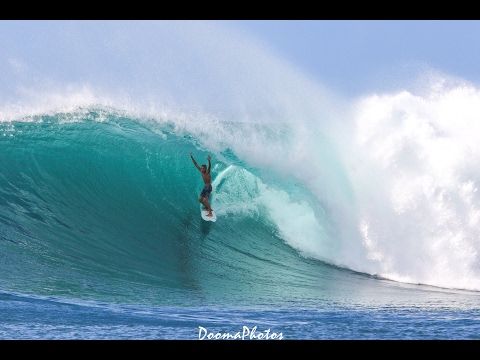 Big Wednesday Surfing Hawaii SONY 4K