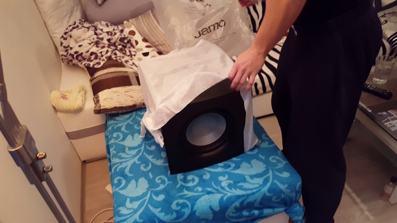 video Loa subwoofer Jamo J 110 SUB chính hãng 0