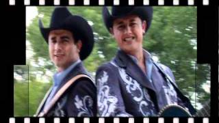 Volé Muy Alto Music Video