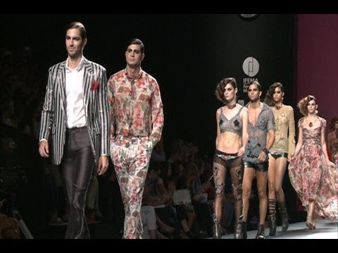 Desfile de Francis Montesinos en MBFW