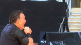 Bruce Springsteen - Hungry Heart - Wembley Stadium June 15th 2013