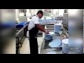 فيديو: أسرع غسالة صحون بشرية