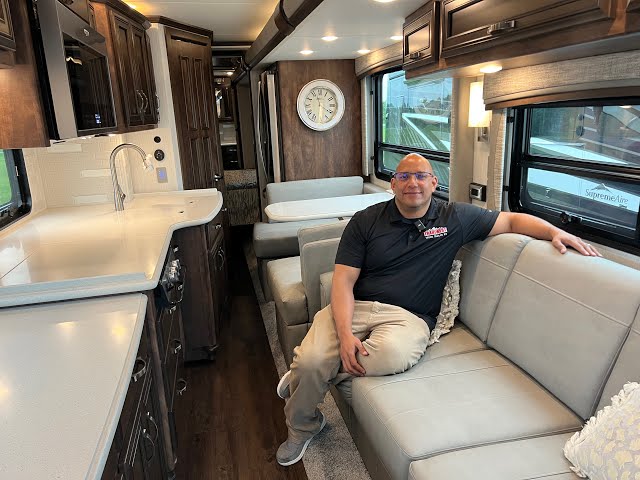 Preview image of 2024 Newmar Kountry Star 3709 (17N231998) youtube video