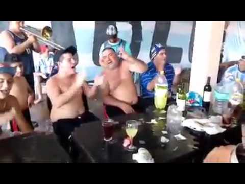 "La inimitable  ritmo La Renga - El Final Es Donde Parti" Barra: La Inimitable &bull; Club: Atlético Tucumán