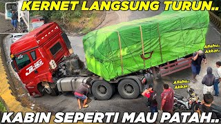 Download lagu Heavy Loaded Trucks Have Difficulty Turning mp3