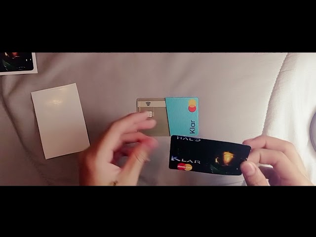 Vídeo relacionado con Etiqueta engomada de la tarjeta bancaria, Pegatinas de la tarjeta de crédito, 4 piezas de revestimiento de tarjetas de extraíbles, Película protectora de la tarjeta sin Burbujas, sobre de