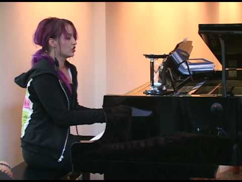 G.I.R.L. - Linda Strawberry Piano Performance