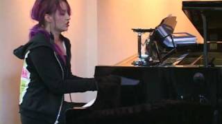 G.I.R.L. - Linda Strawberry Piano Performance