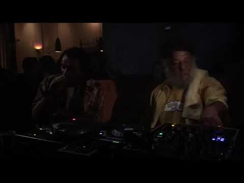 Gussie P ft lyrical benjie - Melt away chapter1 'Sip A Dub Special @ Paradiso (nl) 111019