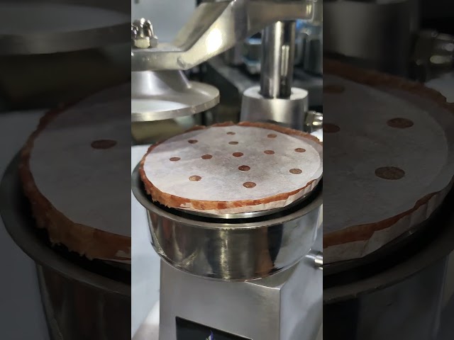 Vídeo relacionado con FM Professional Prensa Hamburguesas Profesional XXL Molde de gran tamaño en Acero Inoxidable para Carne, Pescado, Burger Vegana, Filetes Rusos Apta para lavavajillas, 14x11,5cm, 1 ud.