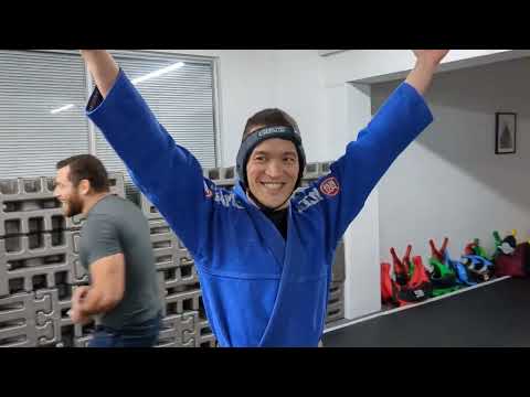 A Jiu Jitsu Christmas - Submissions win prizes