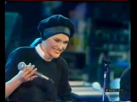 ANNA OXA & NEW TROLLS  QUELLA CAREZZA DELLA SERA  [LIVE 1989]