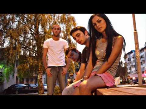 Pak Art Familija - Rege Zone