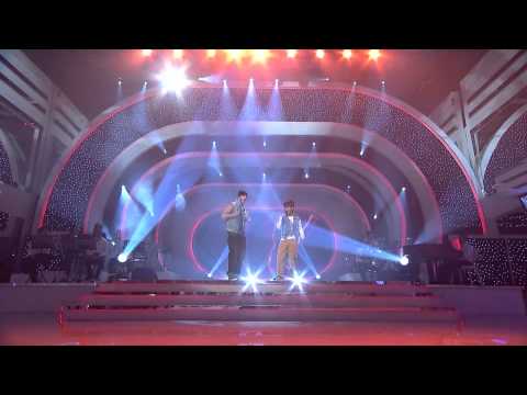 ADRIAN GAXHA & FLORIANI - NGJYRA E KUQE ( Kenga Magjike 2012 )