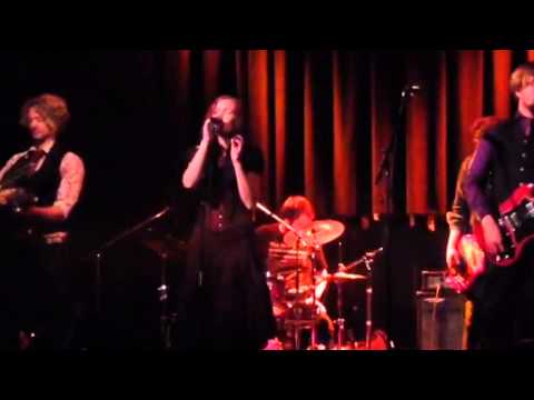 Bergtatt - LIVE i Folkets Hus 25.10.13