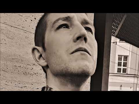 Leo Laker (Leo Järveläinen) aka Switchblade - DJ Set @ Rietberg Kasino (Germany) 2004-03-06