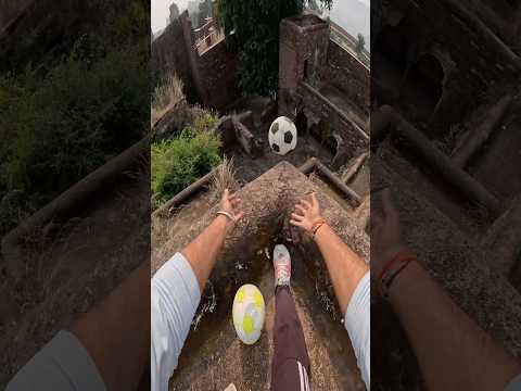 😮football niche gira di😟#shortvideo #parkour #viral #stunt #youtubeshorts #shorts #trending #yt