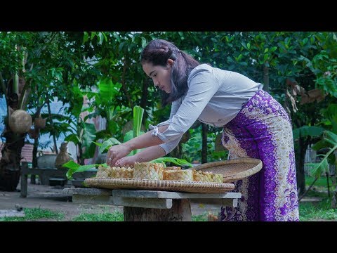 Cambodian Traditional Basket Steamed Cake Noum Geal