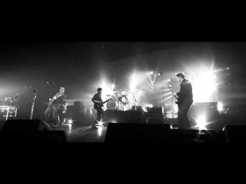Arctic Monkeys & Richard Hawley - You & I (Live at the Olympia)
