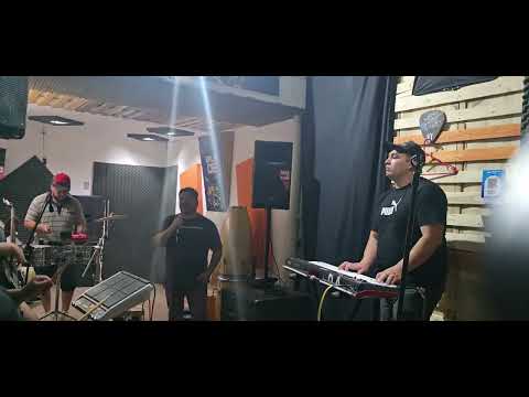 Grupo Monark, Comodoro Rivadavia, Chubut. Es una grabación desde nuestro celular en el ensayo.