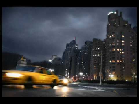 New York City (Original Mix) - Paul Van Dyk, Starkillers and Austin Leeds.