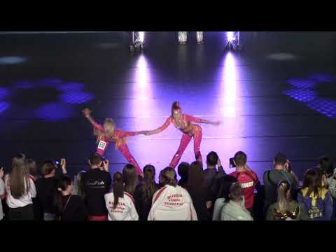 Laura Gansczyk & Carolin Kowalewski - Disco WC 2018