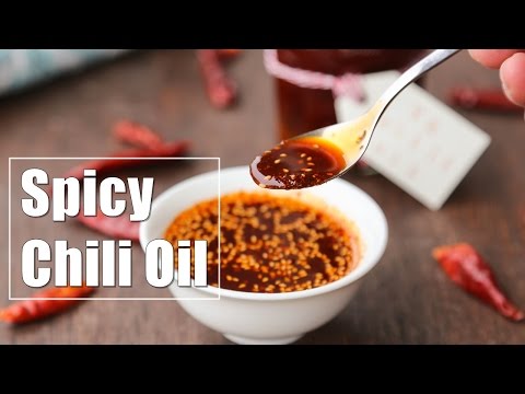 How to Make Hot Chili Oil 辣椒油 (Recipe)