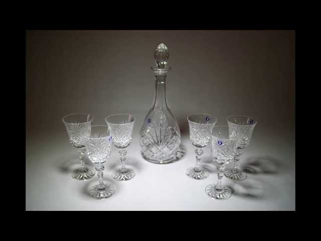 Vídeo relacionado con Wanapix | Copas de Vino Personalizadas | Copa de Cristal Grabada para Vino | Con Nombre o Texto | Cristal de Bohemia | Regalo Bodas | Flowers