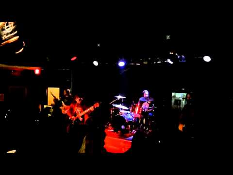 Beelzefuzz- Lotus Jam Vultures of volume fest 2014