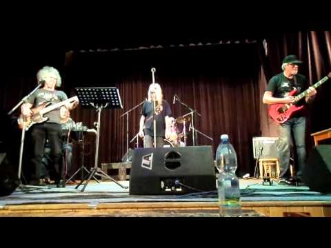 Revival Uriah Heep - The Madmen - Brno 22.9.2015 část 1.