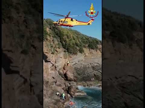 VIDEO VIGILI DEL FUOCO RECUPERO RAGAZZO FERITO