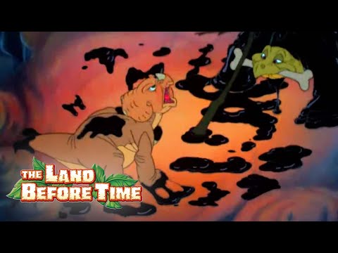 Littlefoot helps Cera escape! | The Land Before Time