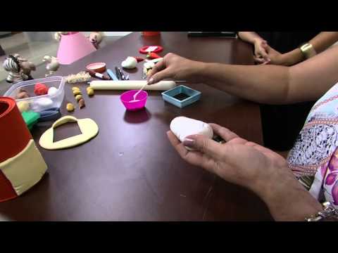 Mulher.com 04/04/2014 - Candy-carrying rabbit by Regina Napoli Part 01