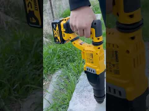 Testing DeWalt DCH263P1 18V brushless rotary hammer 😎 #fyp #fy #dewalt
