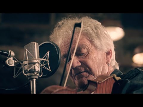 SOFA SONGS #4: Floating Sofa Quartet & Lars Lilholt