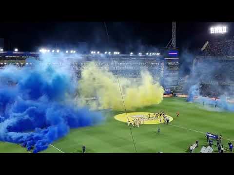 "VIVO GRAN RECIBIMIENTO BOCA VS INSTITUTO." Barra: La 12 &bull; Club: Boca Juniors &bull; País: Argentina