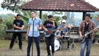 Download lagu AZZURA - Cinta Yang Hilang mp3